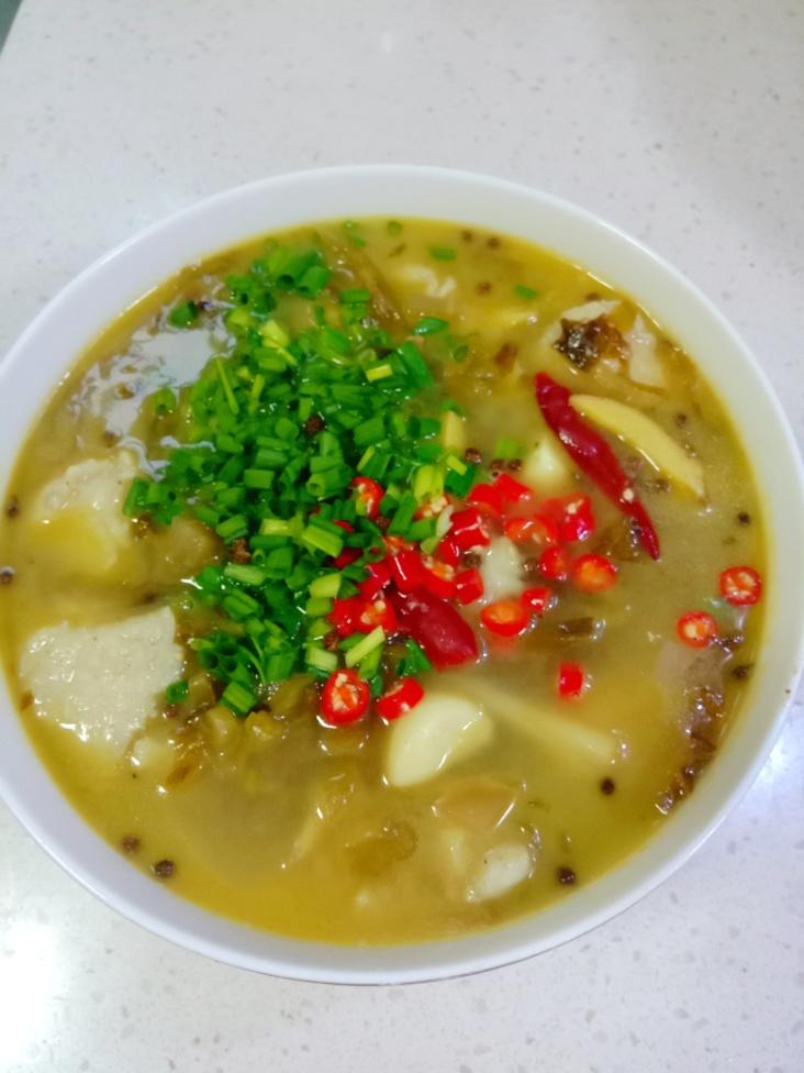 酸菜巴沙鱼