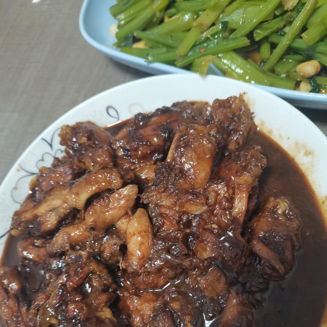 妈妈家的味道，吃了停不下来的红烧鸡翅
