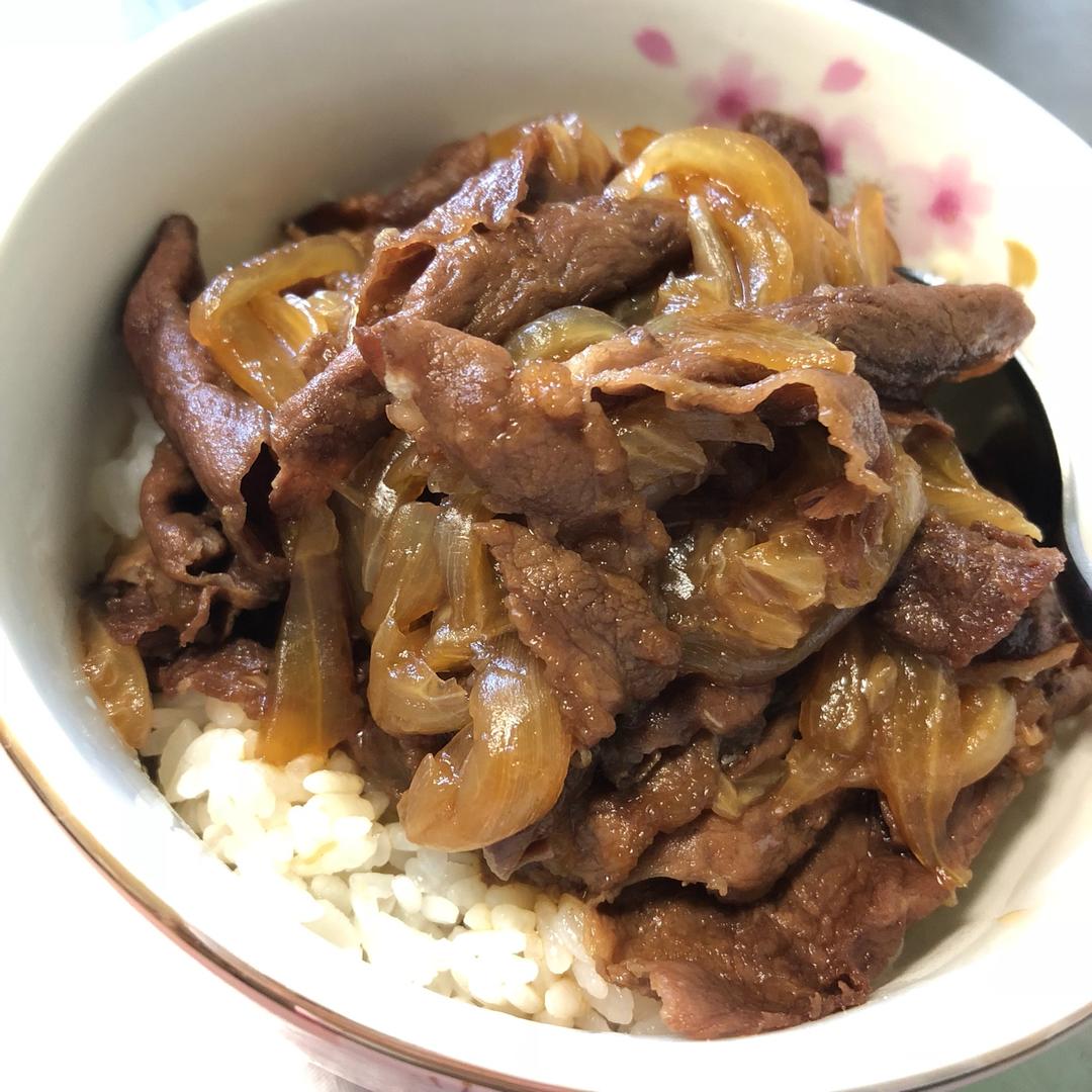 吉野家牛肉饭（牛丼）