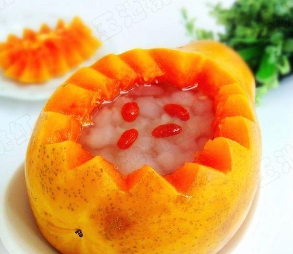 木瓜炖雪蛤——很经典的一款滋补甜品