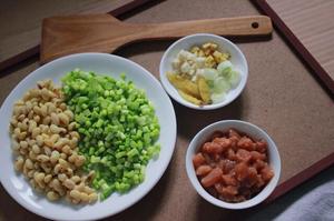 蒜苔黄豆炒肉的做法 步骤1