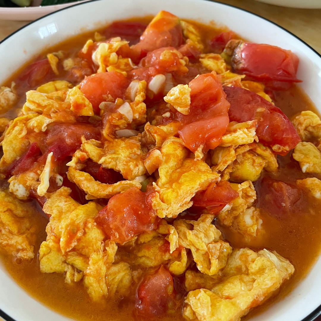 番茄炒鸡蛋（超浓的番茄味）