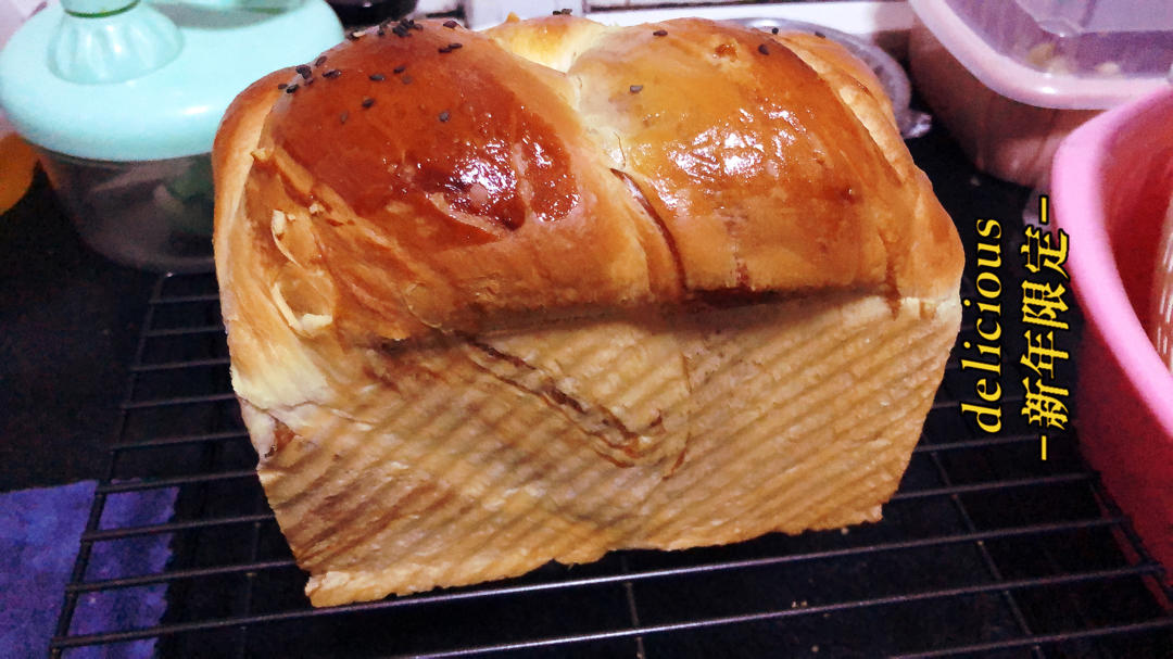 双重拉丝红糖麻薯吐司