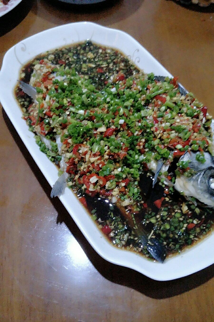 梦及深海_5n8u做的【凉拌鲫鱼】