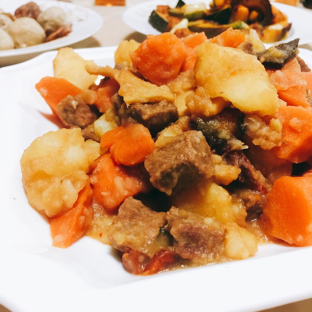 红烧牛肉土豆 （独家秘制）
