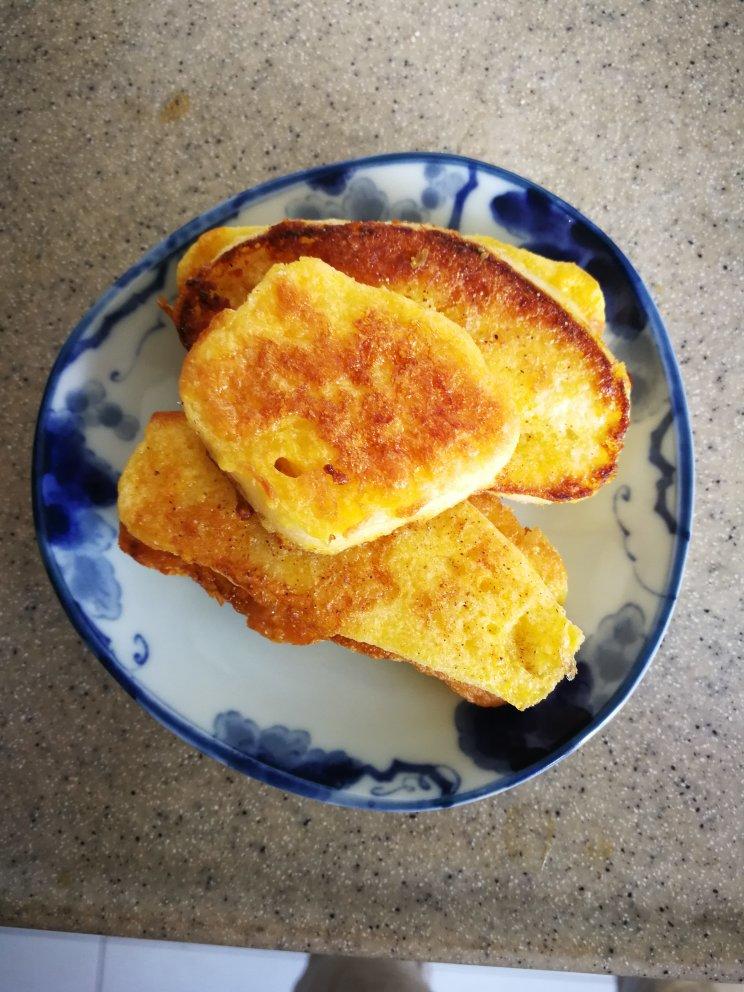 鸡蛋煎馒头片