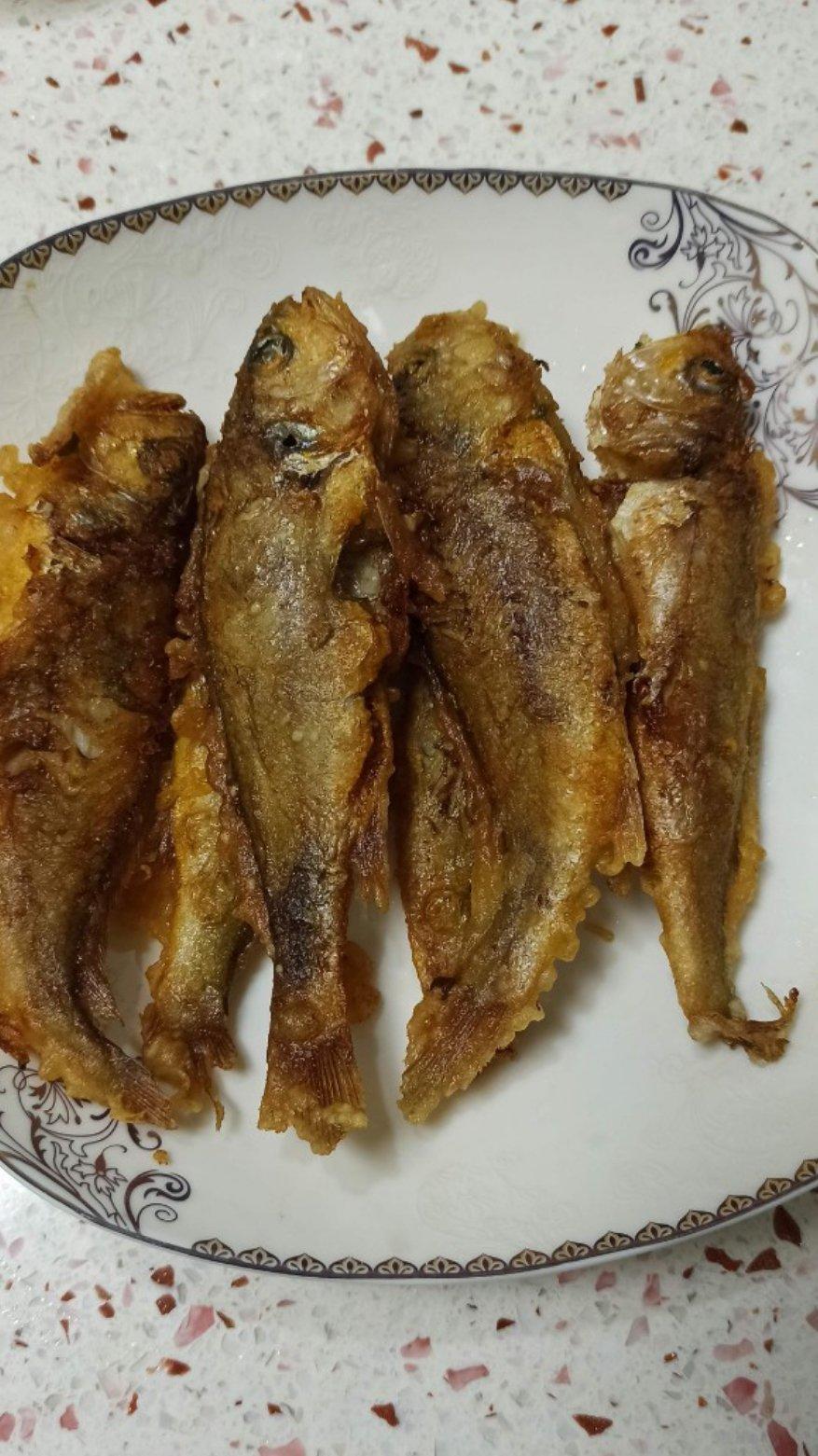 酥炸小黄鱼