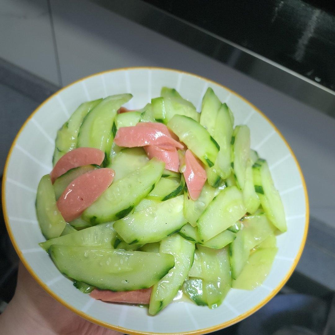 0️⃣基础黄瓜炒火腿肠快手菜