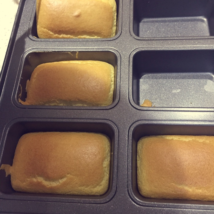 超软的~酸奶蛋糕