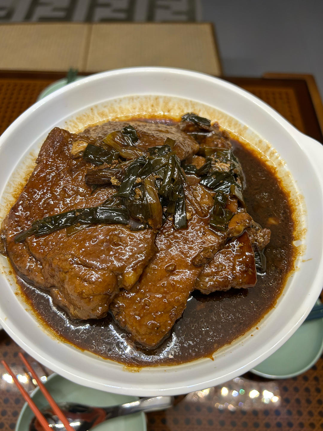 上海风味～葱烧大排～不太甜，嫩嫩的，可自由预制的大香饭