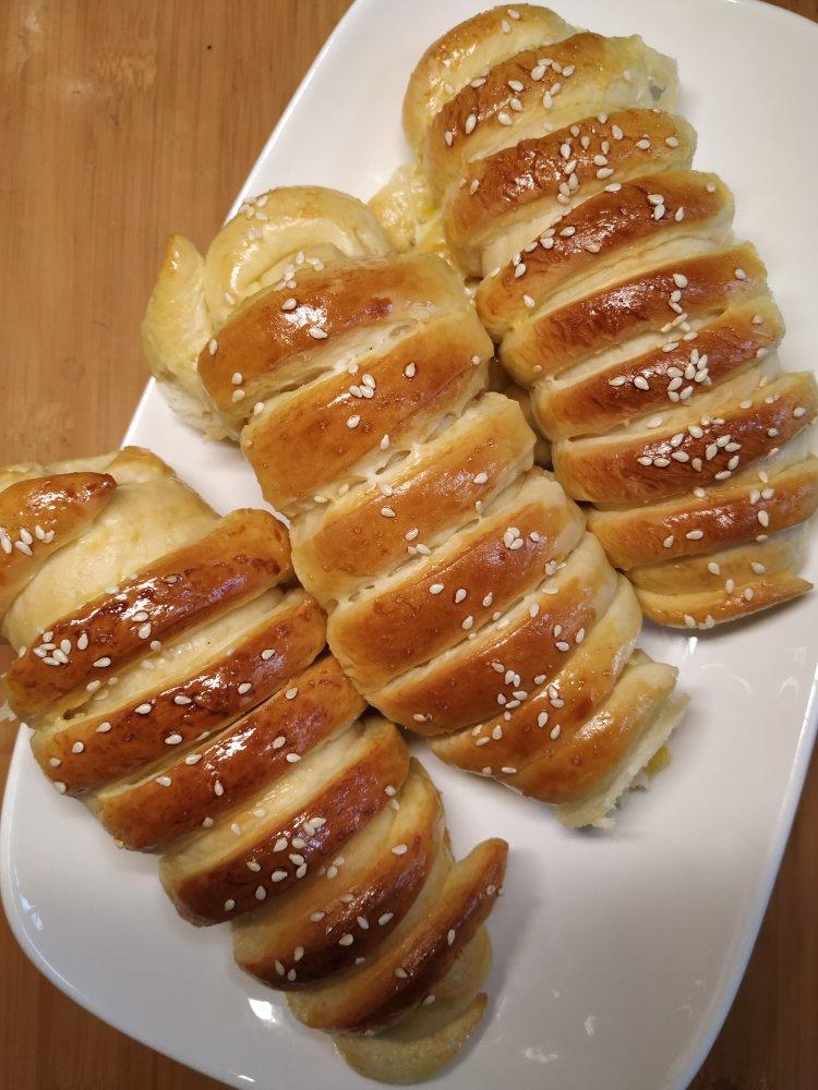 毛毛虫肉松面包