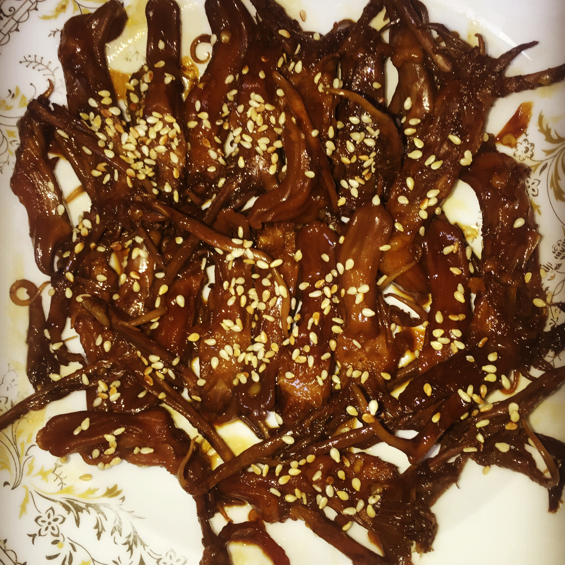 超级好吃麻辣酱鸭舌