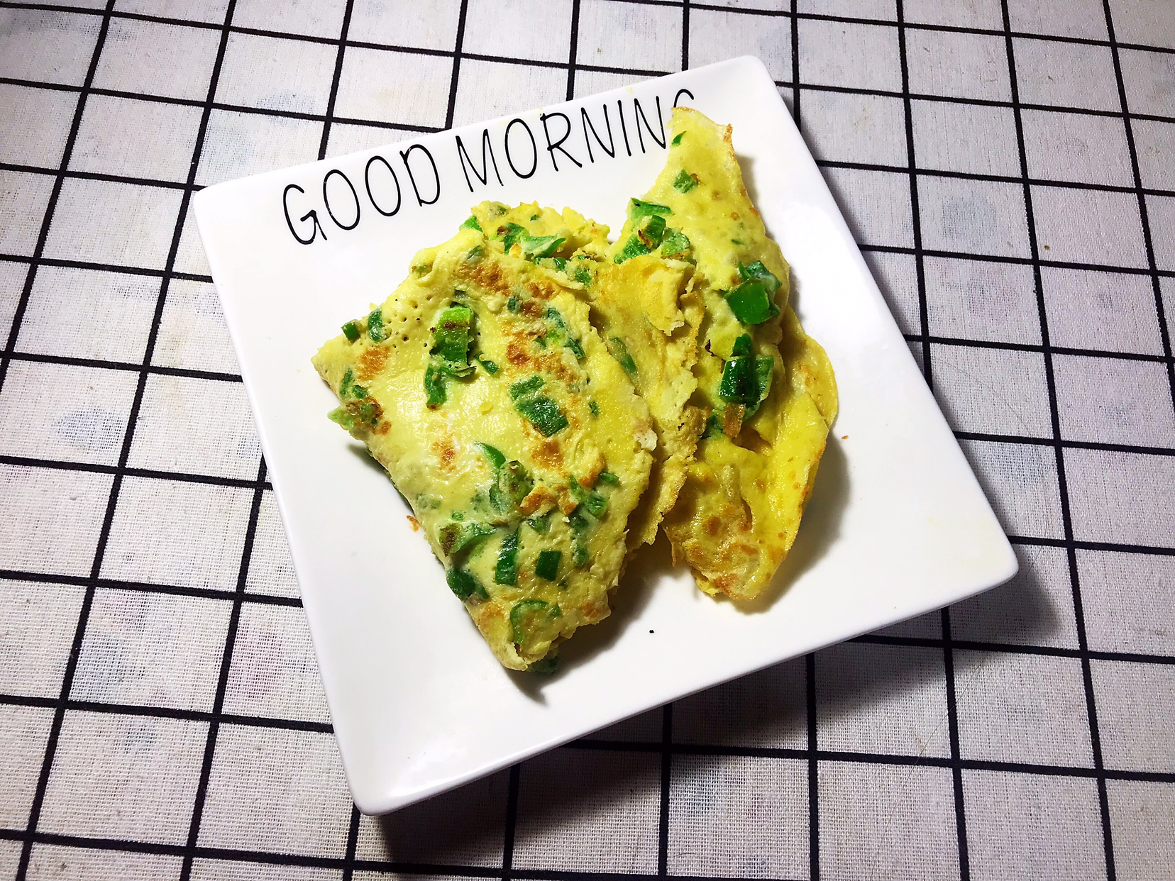 青椒玉米面蛋饼·十分钟早饭的做法