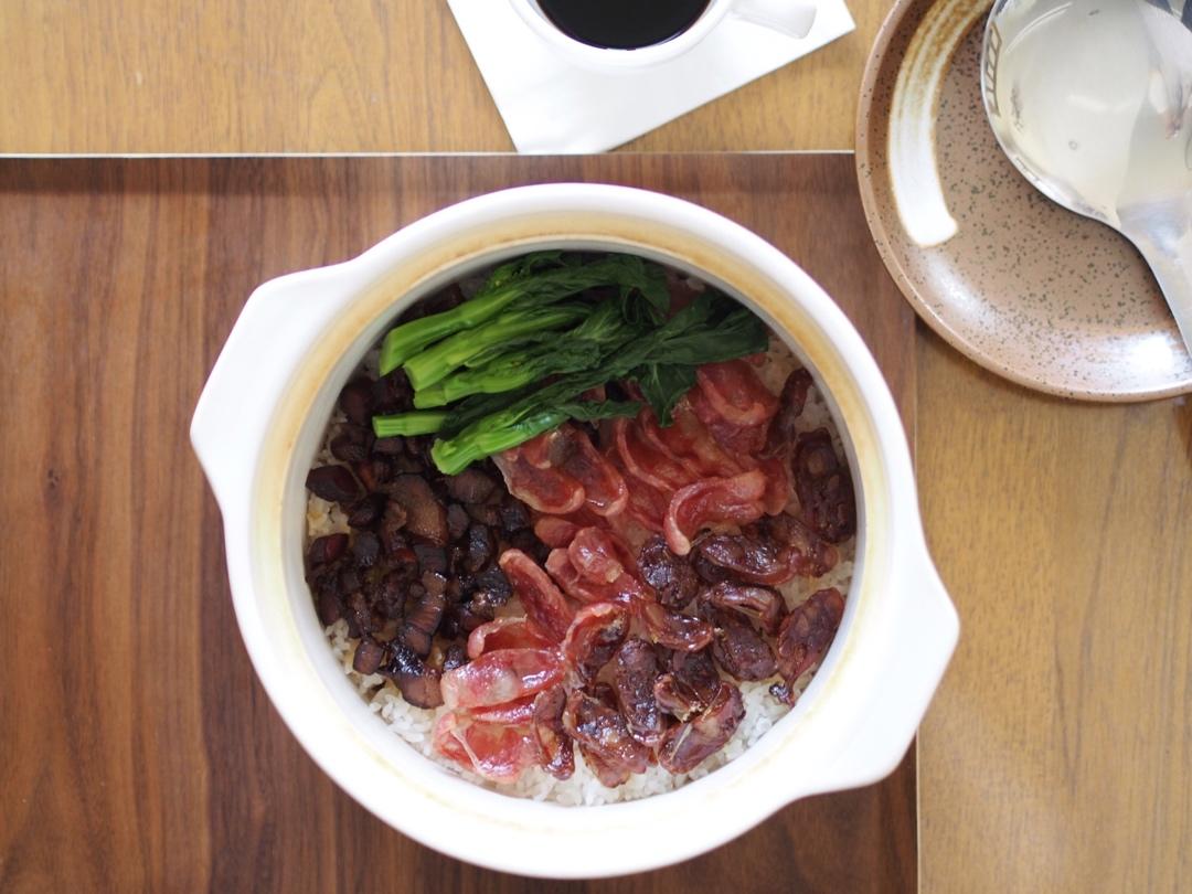 正宗广式腊味煲仔饭