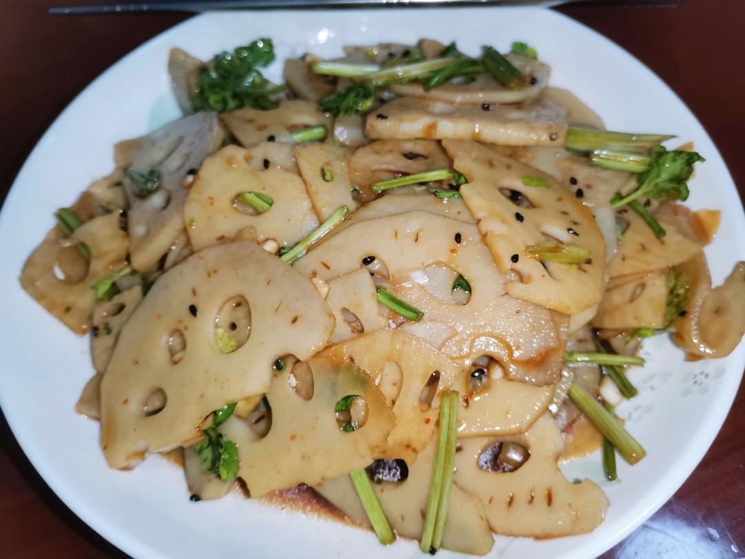 零失败❗️巨过瘾❗️酸辣爽脆的凉拌藕片