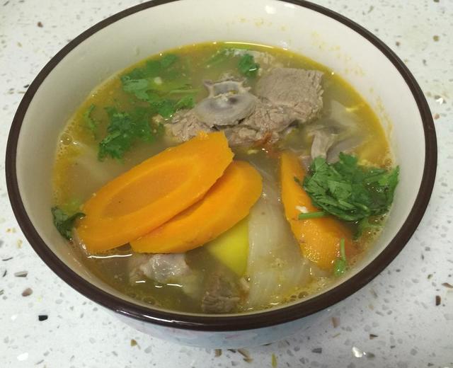 爸爸的菜谱：新疆羊肉汤的做法