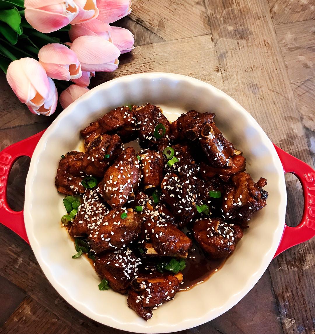 红烧肉的炖制艺术
