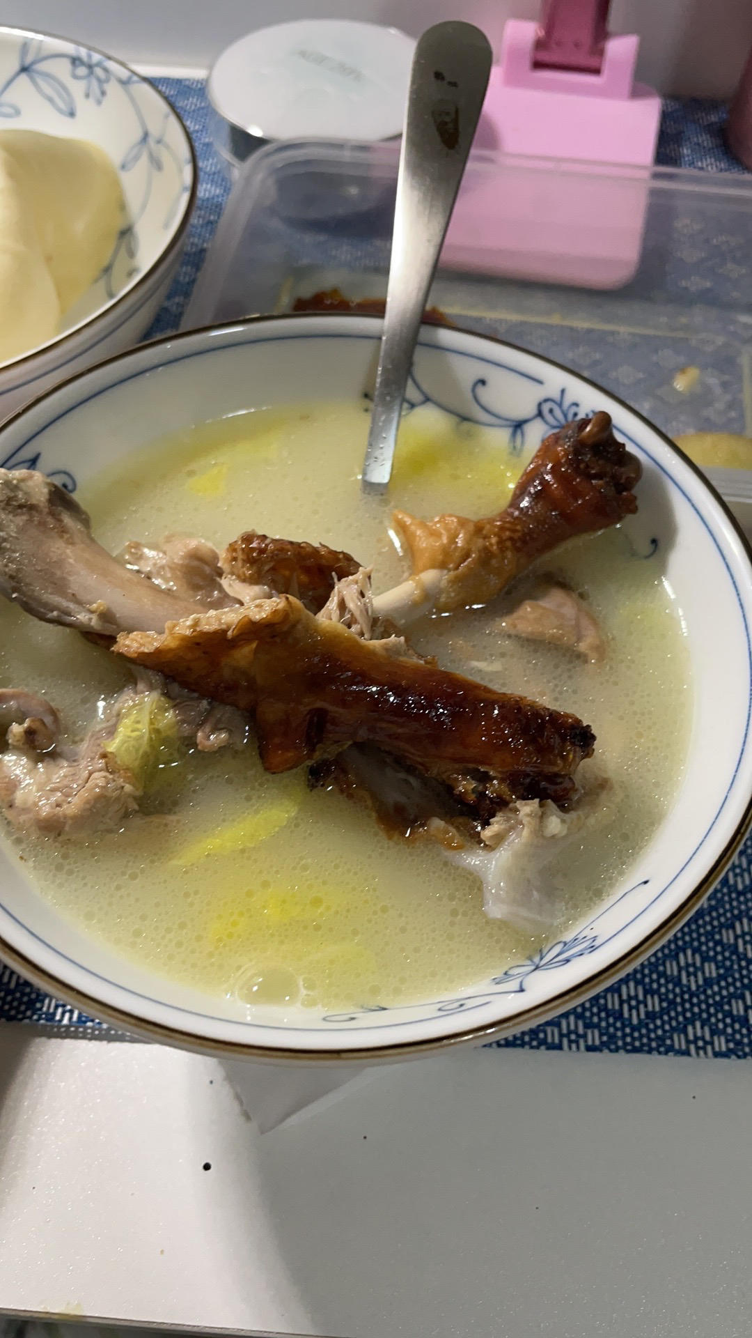白菜粉丝鸭架汤