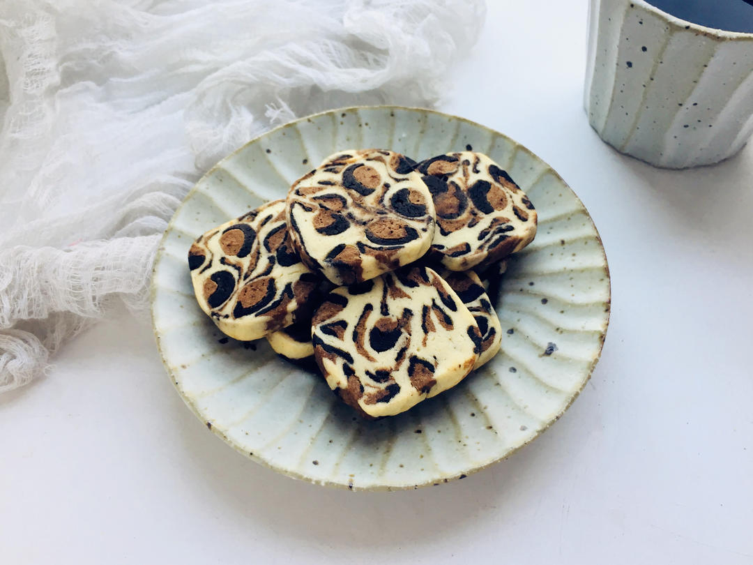 豹纹饼干的做法