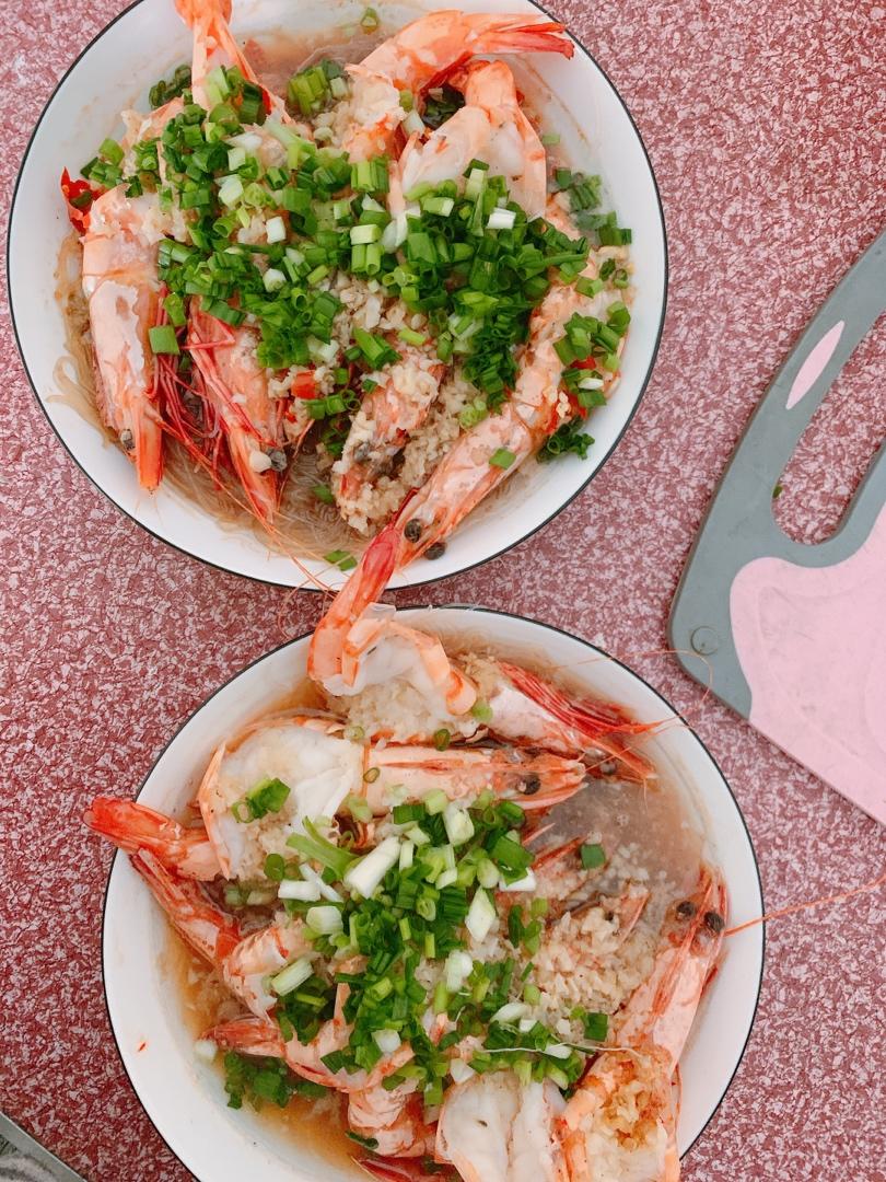 蒜蓉粉丝蒸虾