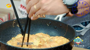 《中餐厅》 超简单美味的海蛎煎蛋的做法 步骤7