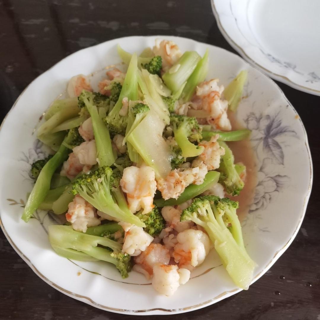 西兰花炒虾仁