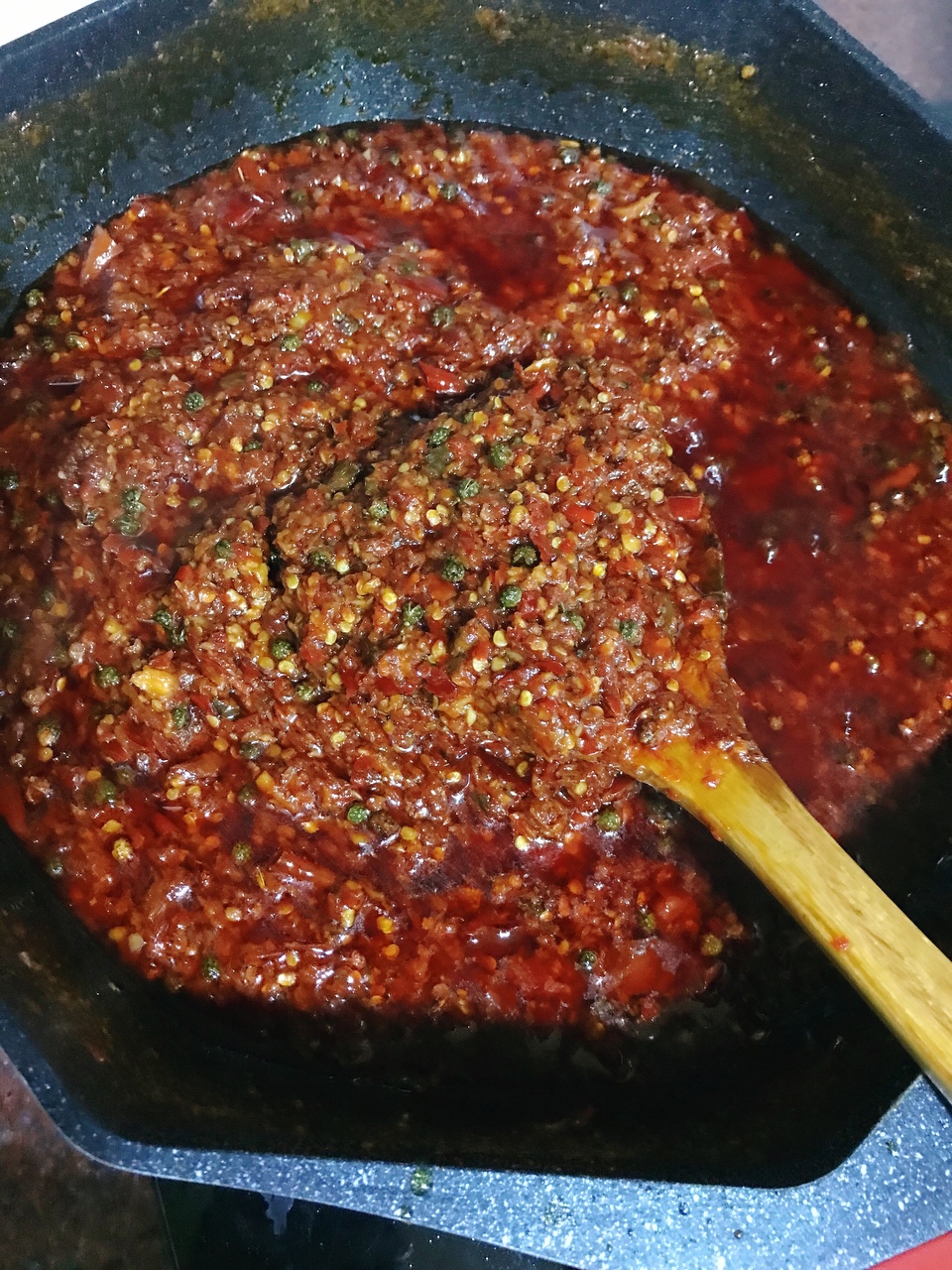 用干辣椒做出万能辣椒酱的做法 步骤8
