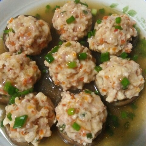 豆腐肉末酿香菇