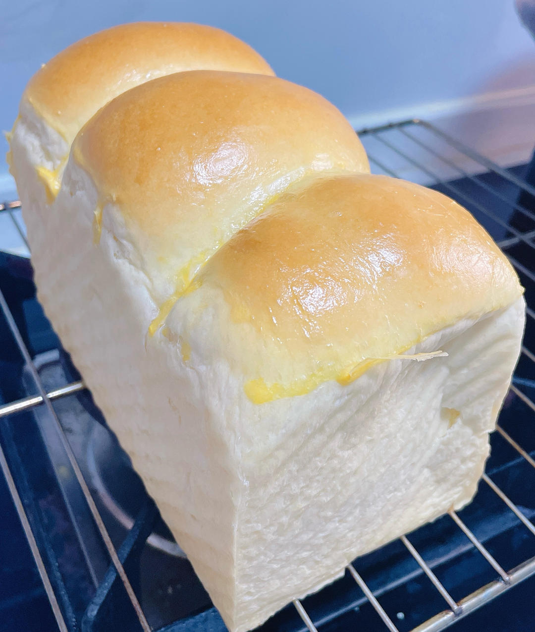 奶香纯粹的重料淡奶油吐司