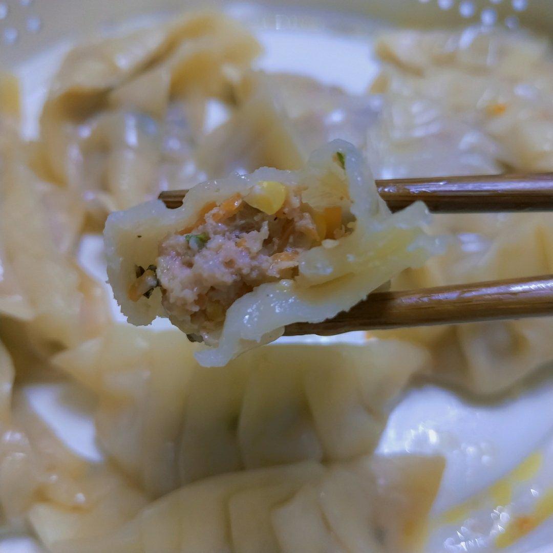 分享一个好吃的饺子馅（类似于湾仔码头的玉米鲜肉饺子馅）