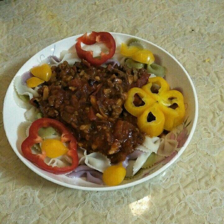 意式肉酱蝴蝶面