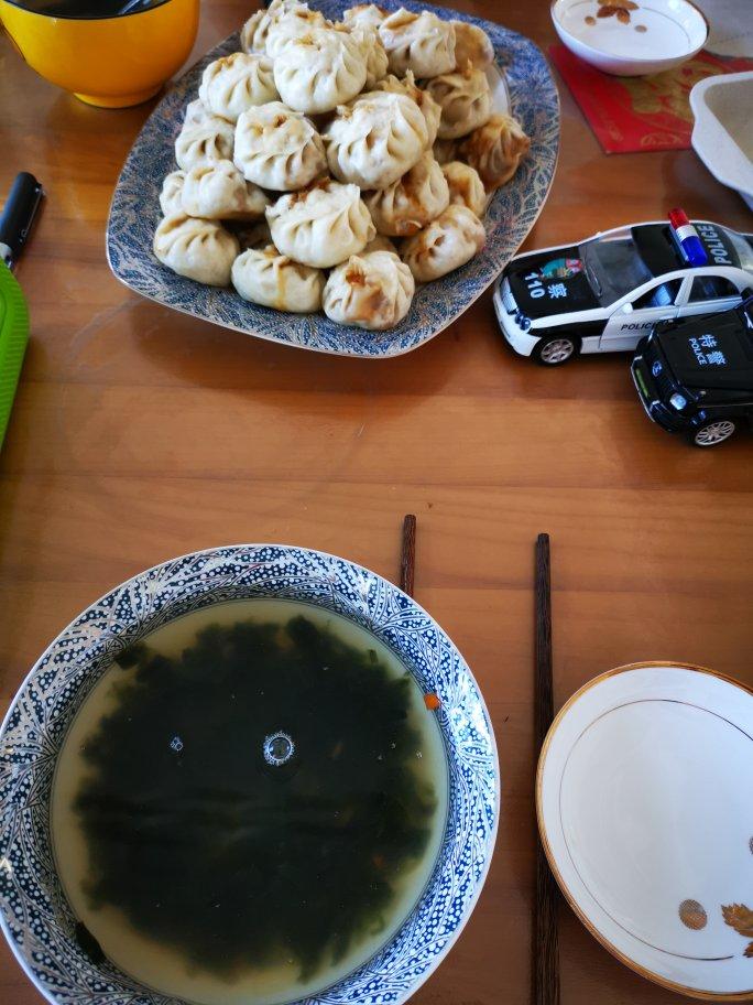 小笼包（秒杀市面上小笼包店的做法）