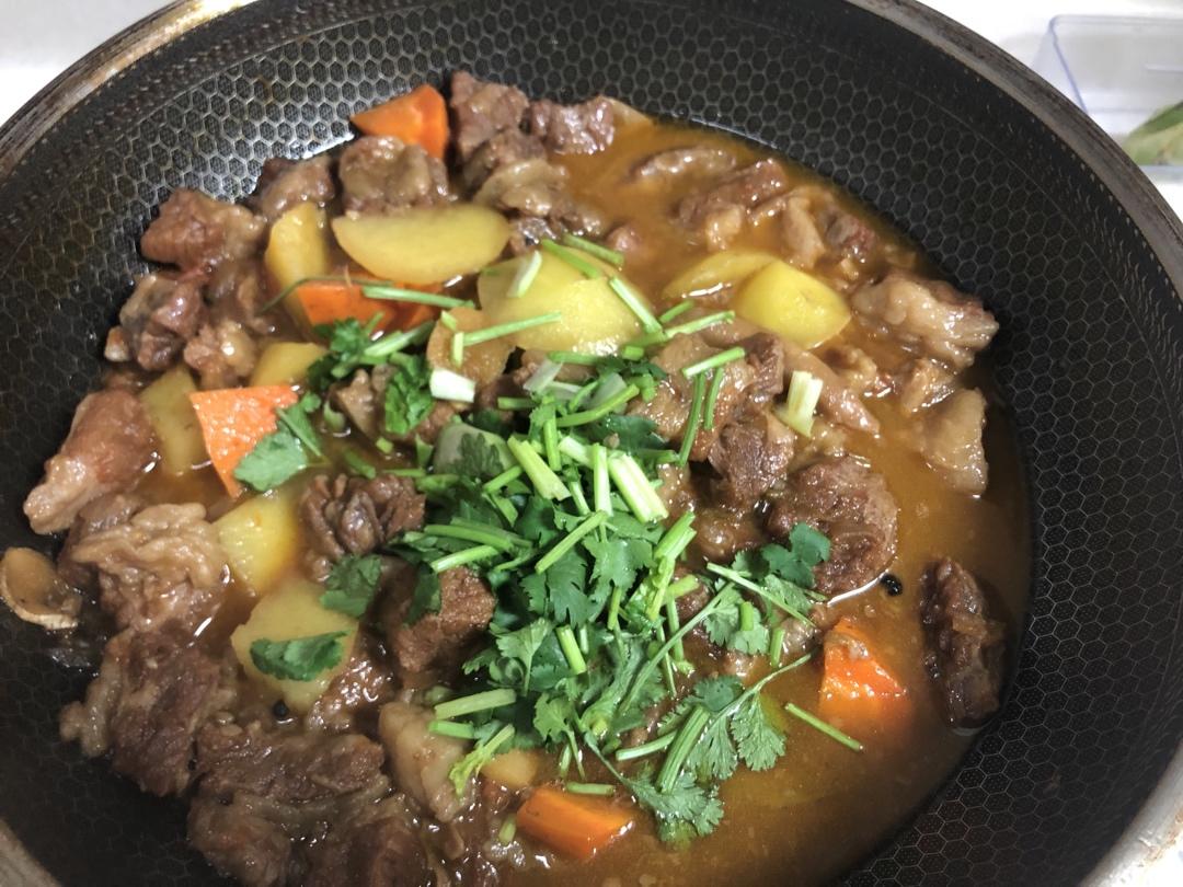 土豆炖牛肉
