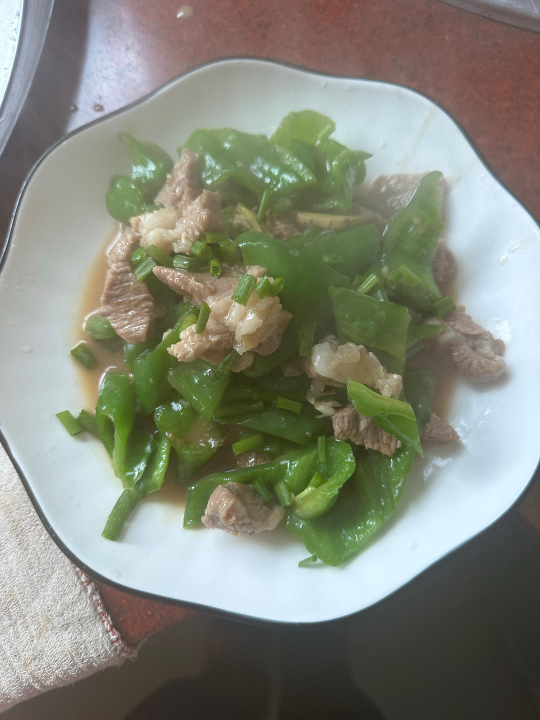 下饭神器👉青椒炒肉