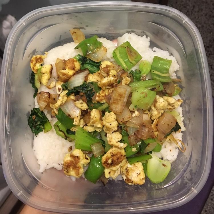 洋葱青椒炒鸡蛋