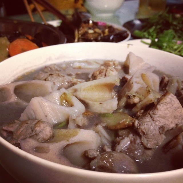 莲藕排骨汤