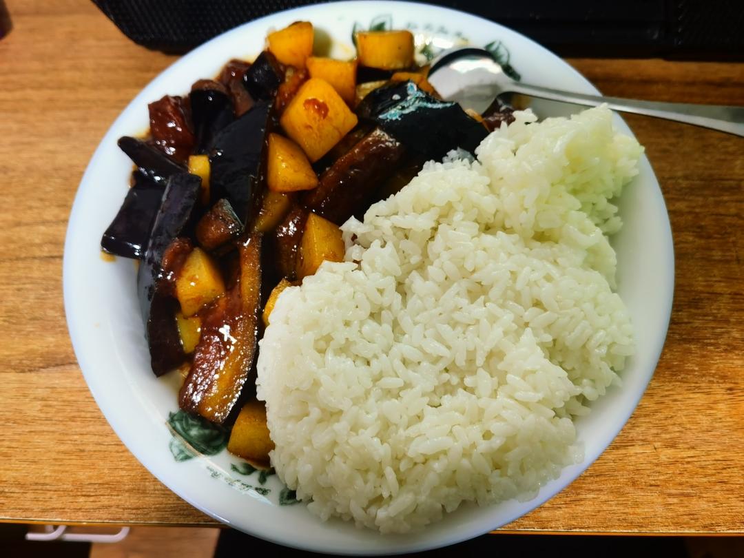 土豆烧茄子
