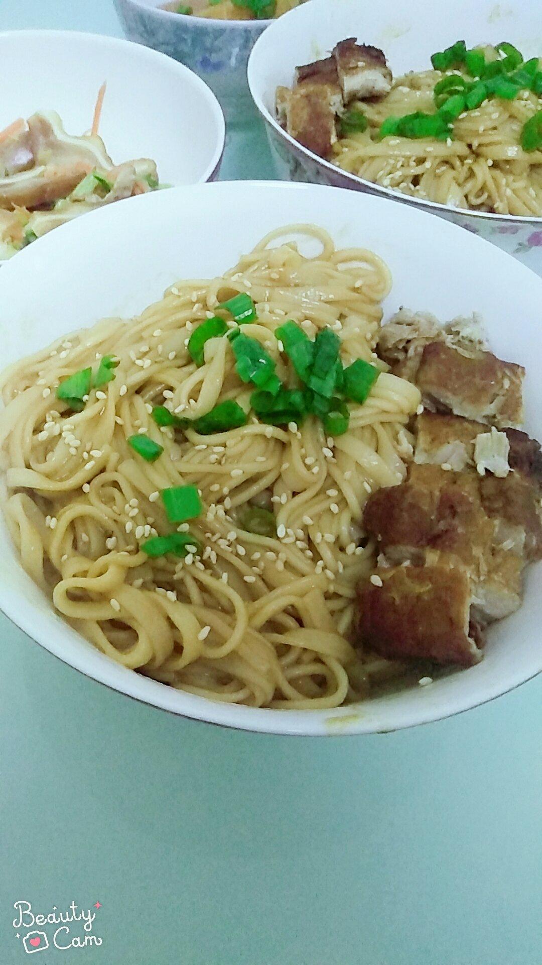 黄磊老师的葱油拌面