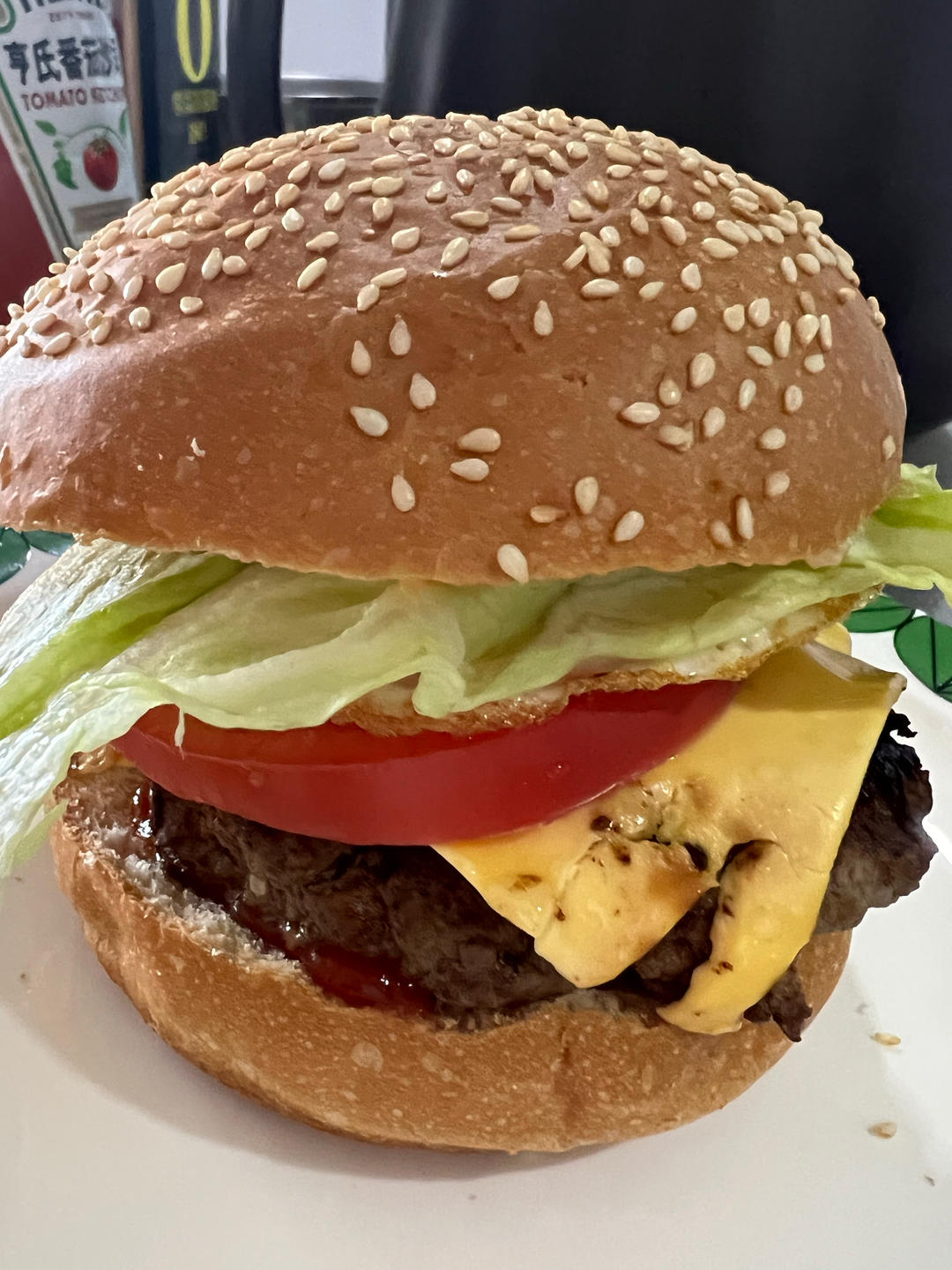 牛肉汉堡 煎出香嫩多汁的牛肉饼
