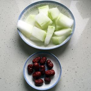 莲藕山药红枣冬瓜排骨汤的做法 步骤6