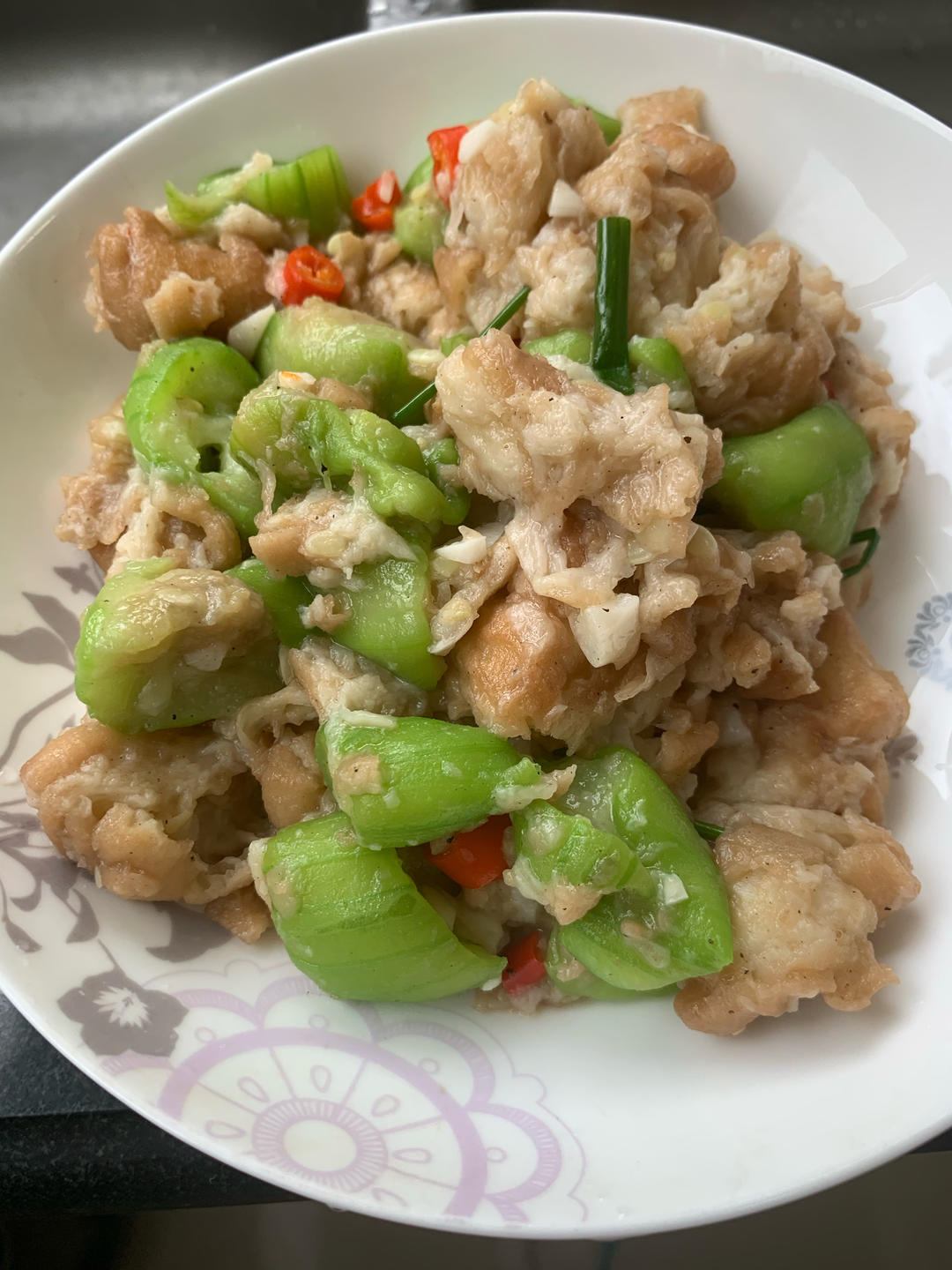 丝瓜烩油条