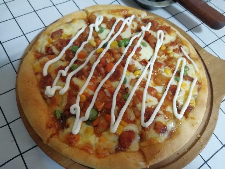 奥尔良烤鸡肉披萨