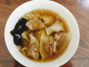 香菇胡萝卜猪肉馅馄饨的做法 步骤8