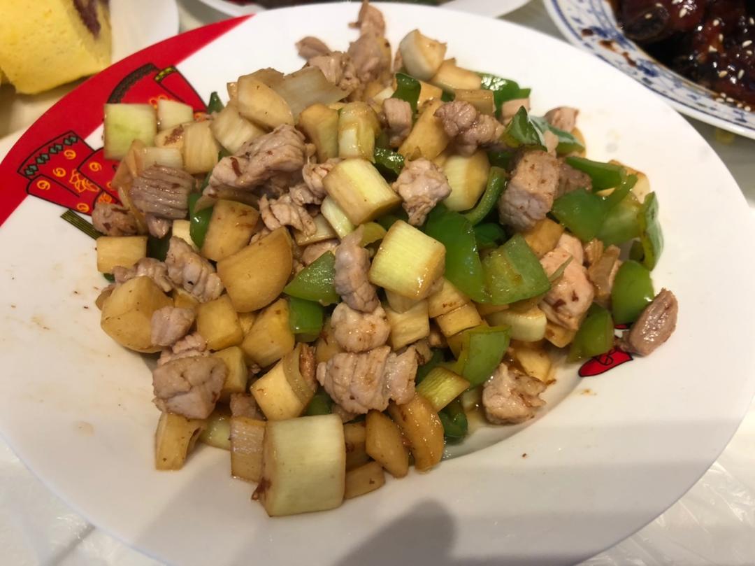 减脂餐！鸡胸肉炒三丁