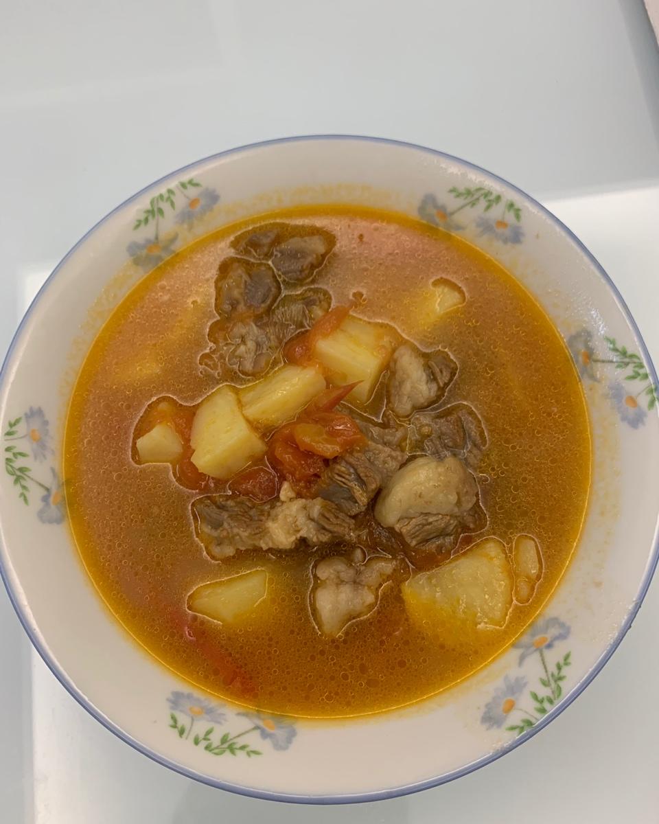 西红柿炖牛腩（牛肉）