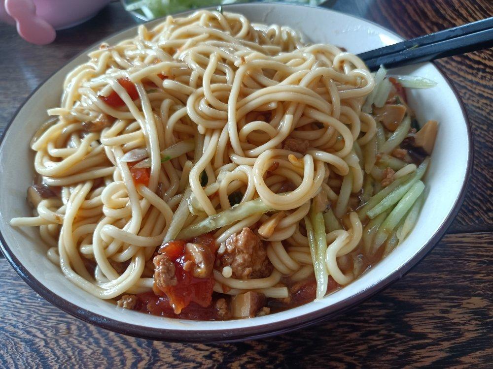 简单快手家常版炸酱面