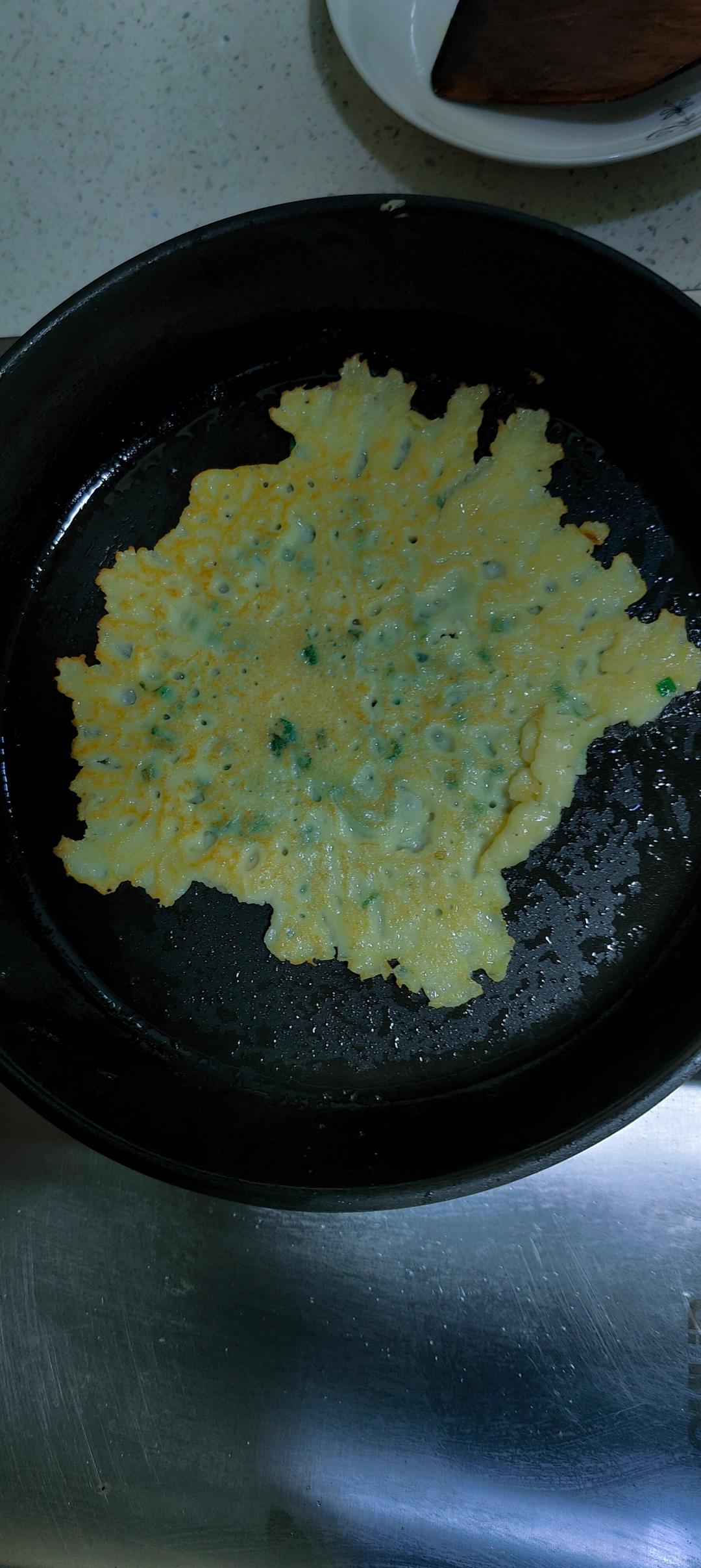 有妈妈味道的葱香鸡蛋饼