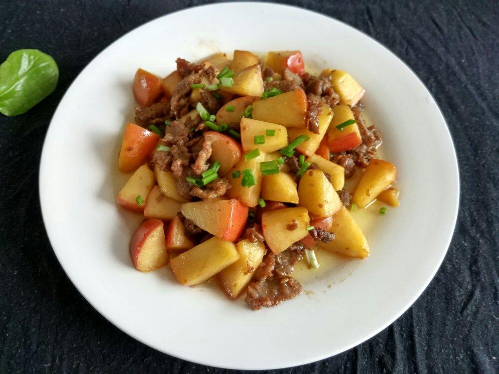 牛肉炒苹果