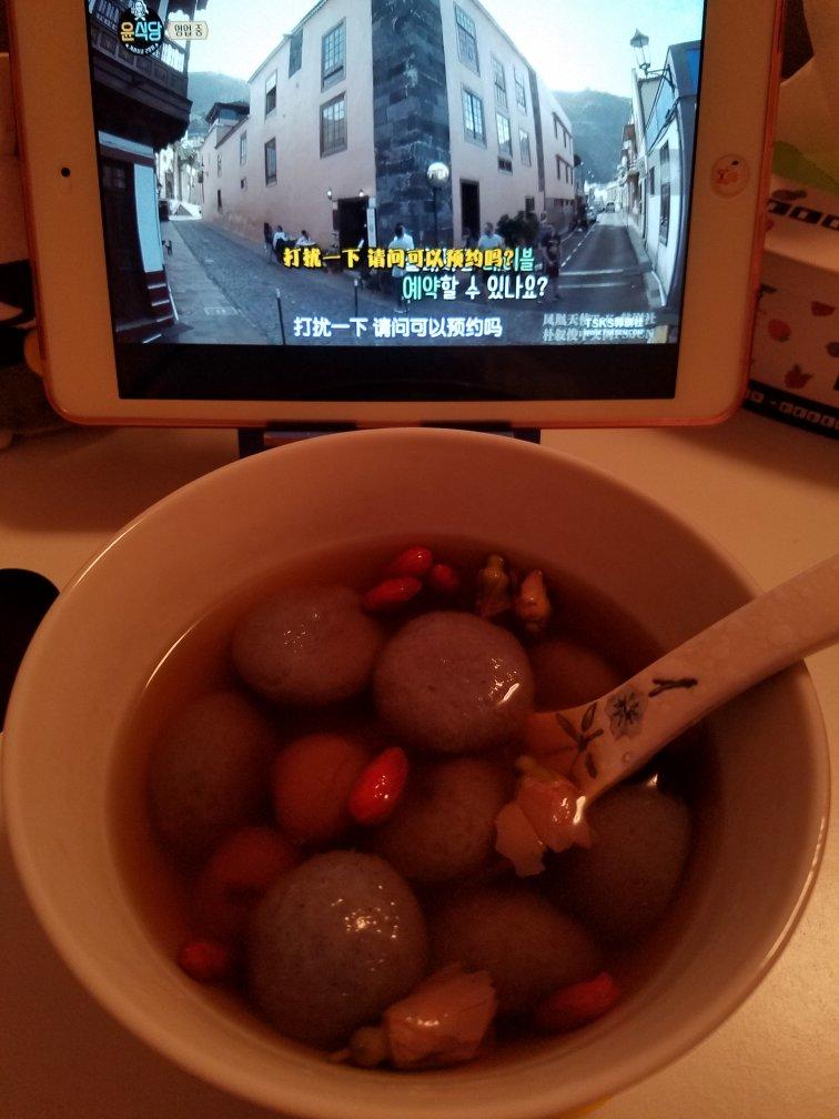 红糖姜汁汤圆