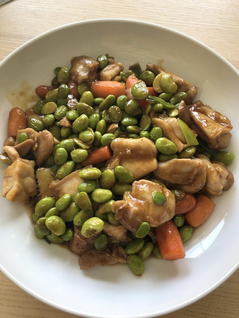 毛豆炒鸡丁 | 一勺接一勺 根本停不下来